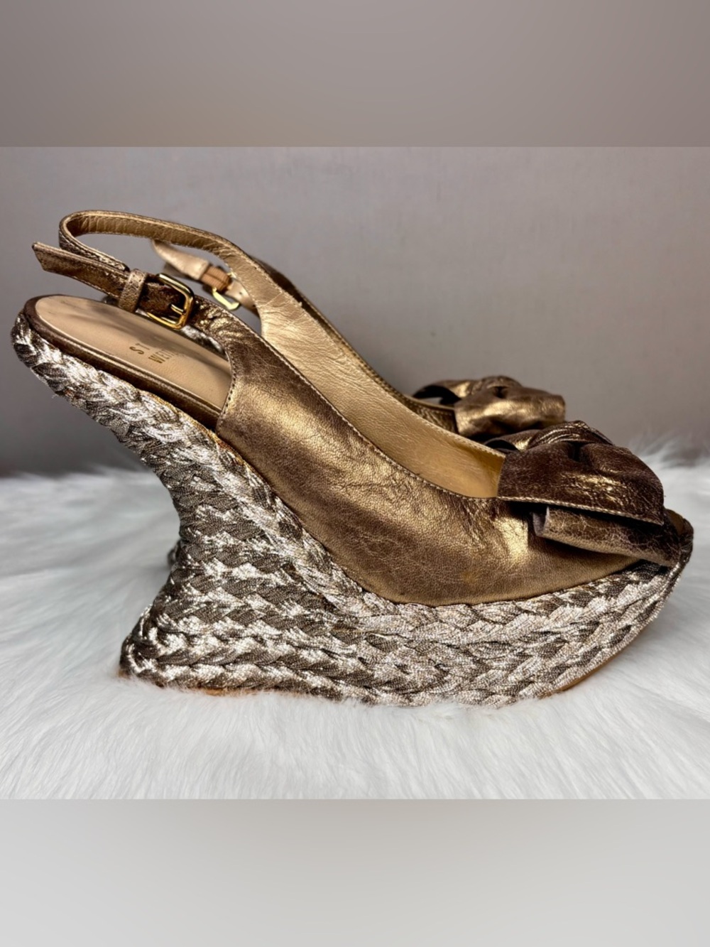 STUART WEITZMAN Metallic Bronze Slingback Espadrilles